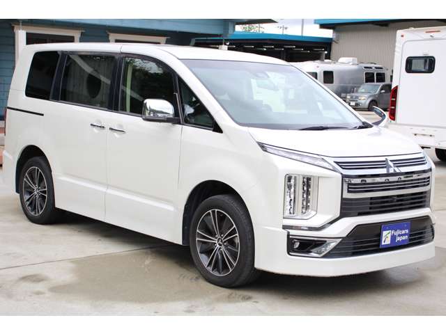 三菱 デリカ　Ｄ：５ アーバンギア ２．２ Ｇ パワーパッケージ ディーゼルターボ ４ＷＤ R3年 (近畿) 99