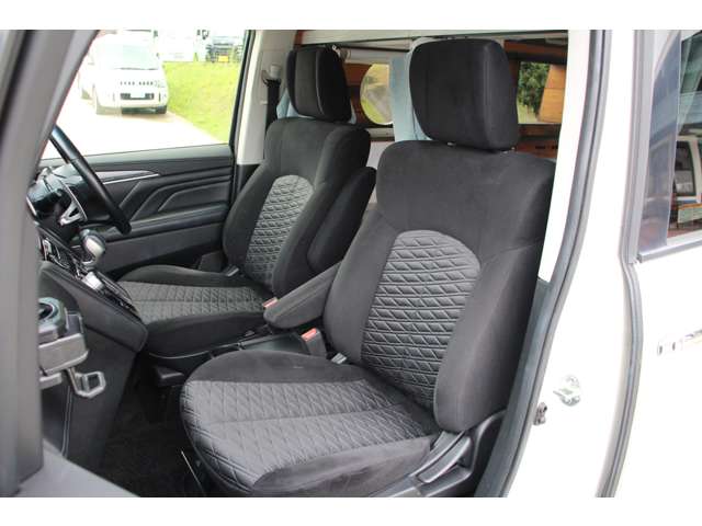 三菱 デリカ　Ｄ：５ アーバンギア ２．２ Ｇ パワーパッケージ ディーゼルターボ ４ＷＤ R3年 (近畿) 99
