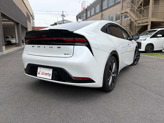 トヨタ プリウス ２．０ Ｚ R5年 (近畿) 99