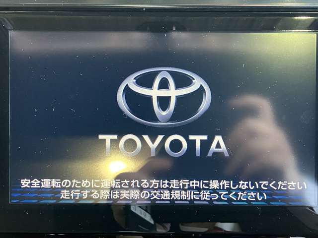 トヨタ アルファード　ハイブリッド ハイブリッド ２．５ エグゼクティブ ラウンジ Ｓ Ｅ－ＦＯＵＲ ４ＷＤ H30年 () 99