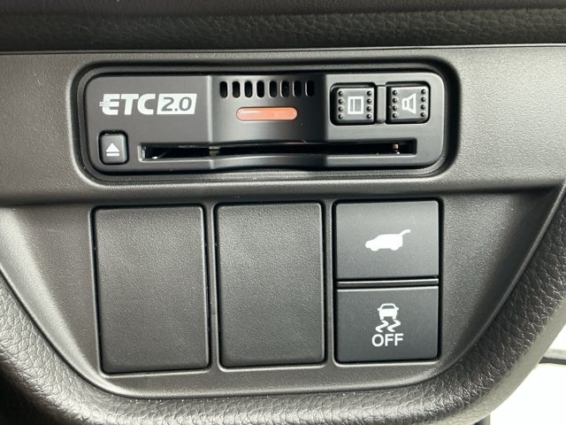 ホンダ ＺＲ－Ｖ ２．０ Ｅ：ＨＥＶ Ｚ R6年 (近畿) 99