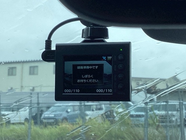 ホンダ オデッセイ　ハイブリッド ２．０ Ｅ：ＨＥＶ アブソルート ＥＸ R8年 (近畿) 99