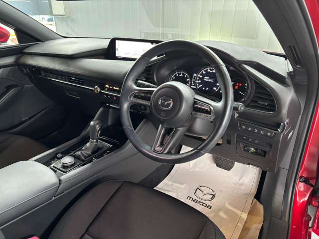 マツダ ＭＡＺＤＡ３　ファストバック ２．０ ２０Ｓ プロアクティブ ツーリング セレクション R1年 () 99
