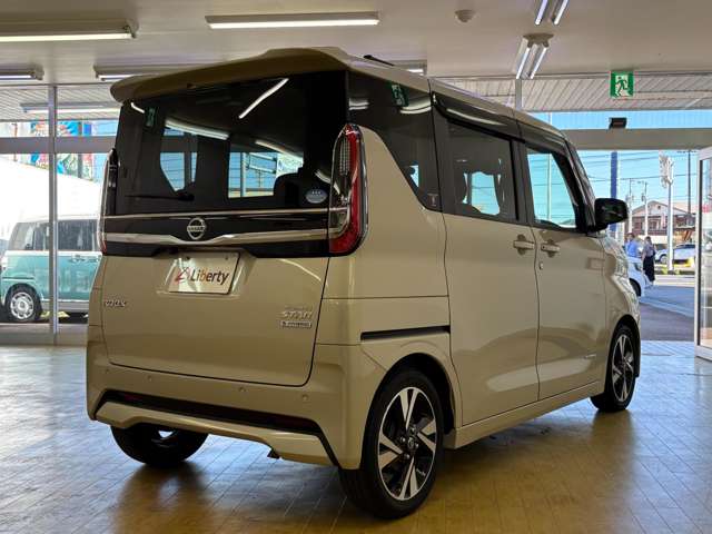 日産 ルークス ６６０ ハイウェイスターＧターボ プロパイロット エディション R3年 (四国) 99