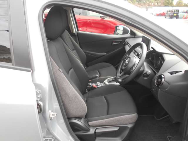 マツダ ＭＡＺＤＡ２ １．５ １５Ｃ R5年 (関東) 99
