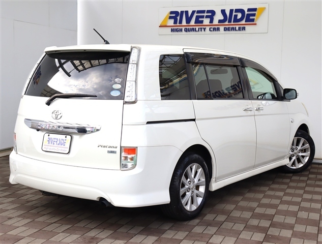 トヨタ アイシス ２．０ プラタナ Ｖセレクション H24年 (関東) 99