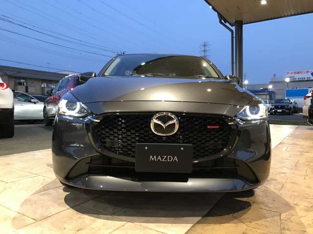 マツダ ＭＡＺＤＡ２ １．５ １５スポルト プラス R8年 (関東) 99