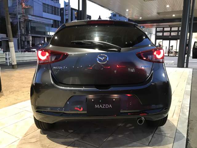 マツダ ＭＡＺＤＡ２ １．５ １５スポルト プラス R8年 (関東) 99
