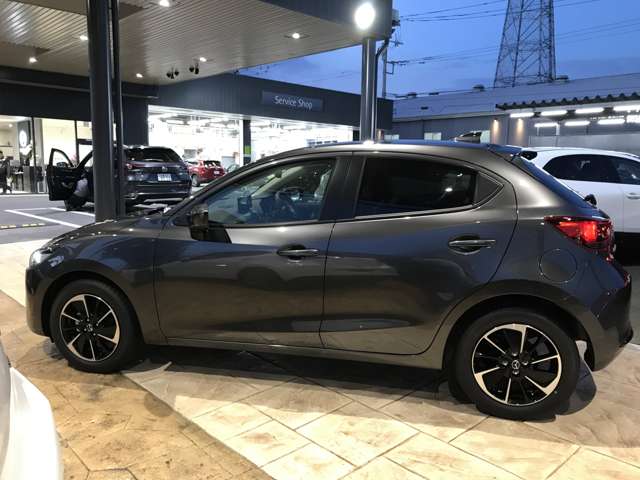 マツダ ＭＡＺＤＡ２ １．５ １５スポルト プラス R8年 (関東) 99