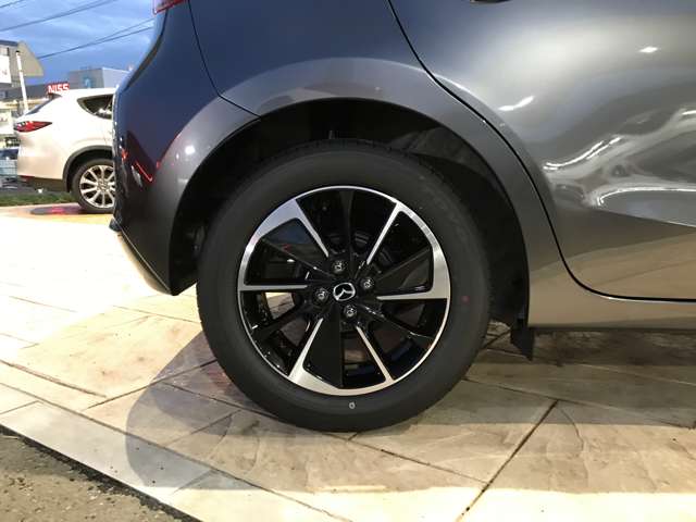 マツダ ＭＡＺＤＡ２ １．５ １５スポルト プラス R8年 (関東) 99