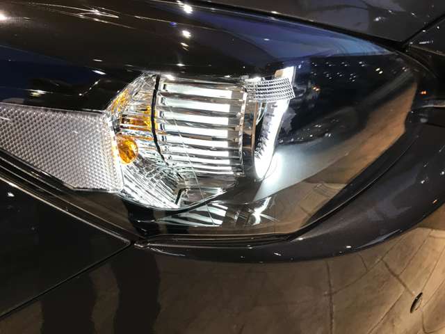 マツダ ＭＡＺＤＡ２ １．５ １５スポルト プラス R8年 (関東) 99