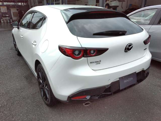 マツダ ＭＡＺＤＡ３　ファストバック １．５ １５Ｓ ブラックトーンエディション ４ＷＤ R4年 (関東) 99