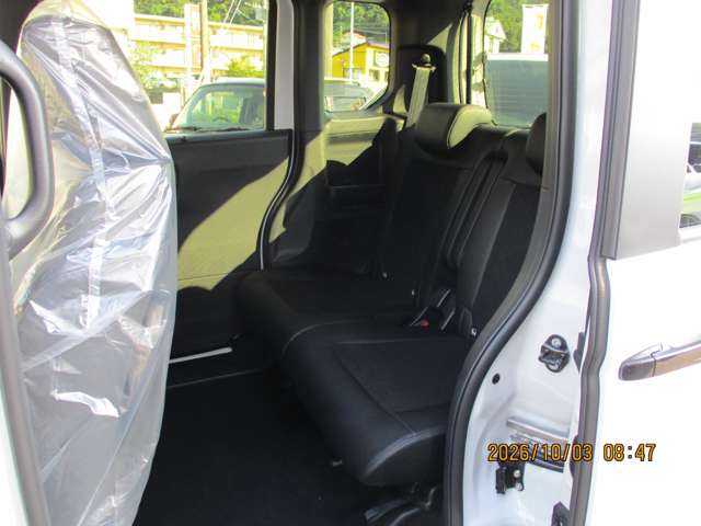 ホンダ Ｎ　ＢＯＸ カスタム ６６０ ターボ ブラック スタイル R8年 (九州・沖縄) 99