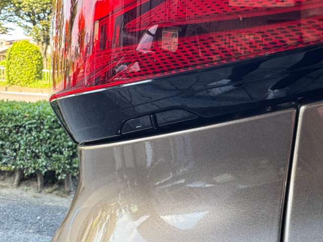 トヨタ アルファード　ハイブリッド ハイブリッド ２．５ Ｚ Ｅ－ＦＯＵＲ ４ＷＤ R5年 (東海) 99