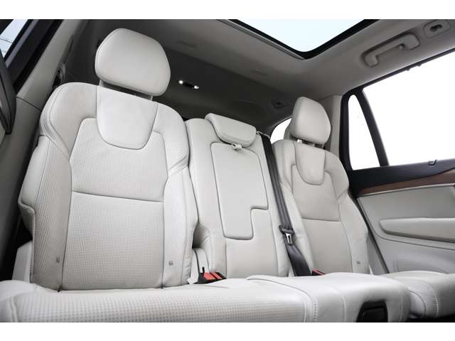 ボルボ ＸＣ９０ Ｔ８ ツインエンジン ＡＷＤ インスクリプション ４ＷＤ H28年 (東海) 99