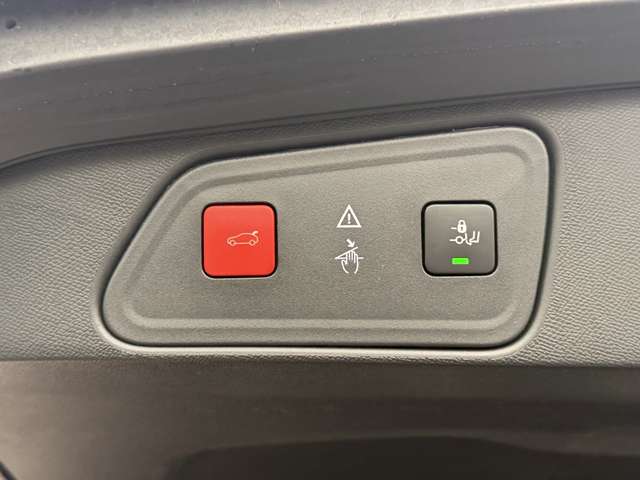 プジョー ３００８ ＧＴ ブルーＨＤＩ ディーゼルターボ R1年 (東海) 99