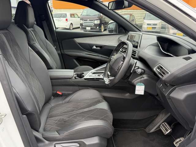 プジョー ３００８ ＧＴ ブルーＨＤＩ ディーゼルターボ H29年 () 99