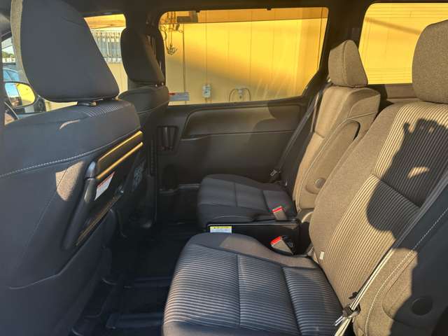 トヨタ ヴォクシー ２．０ ＺＳ H30年 (関東) 99