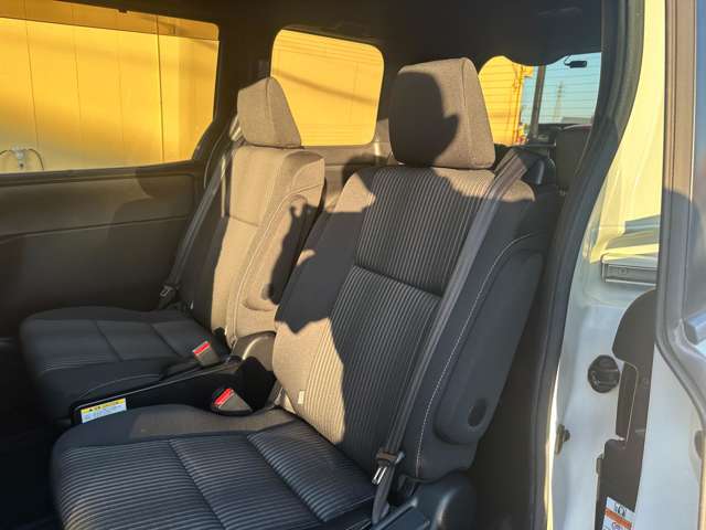 トヨタ ヴォクシー ２．０ ＺＳ H30年 (関東) 99