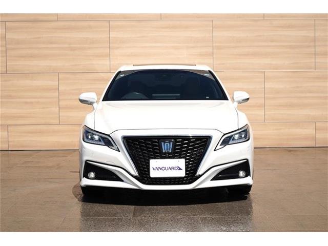 トヨタ クラウン　ハイブリッド ハイブリッド ２．５ Ｇ R3年 (中国) 99