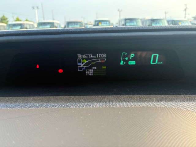 トヨタ アクア １．５ Ｇ H24年 (四国) 99