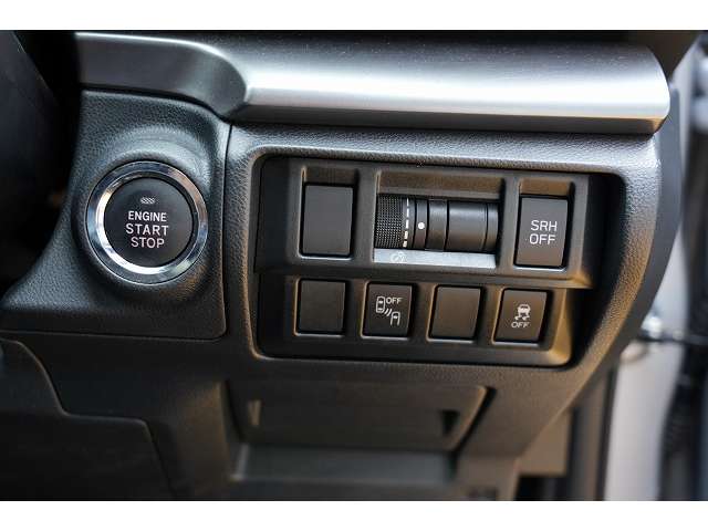 スバル インプレッサスポーツ　ハイブリッド ２．０ Ｅ－Ｌ アイサイト ４ＷＤ R4年 (関東) 99