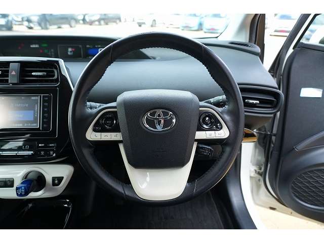 トヨタ プリウス １．８ Ｓ セーフティ プラス H30年 (関東) 99