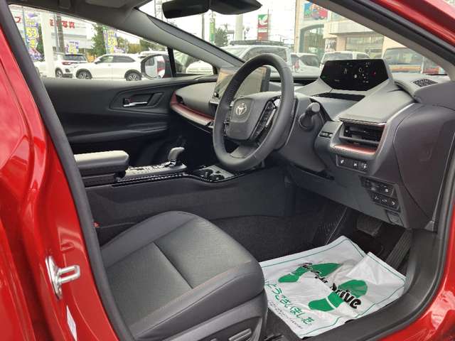 トヨタ プリウス ２．０ Ｚ R5年 (関東) 99