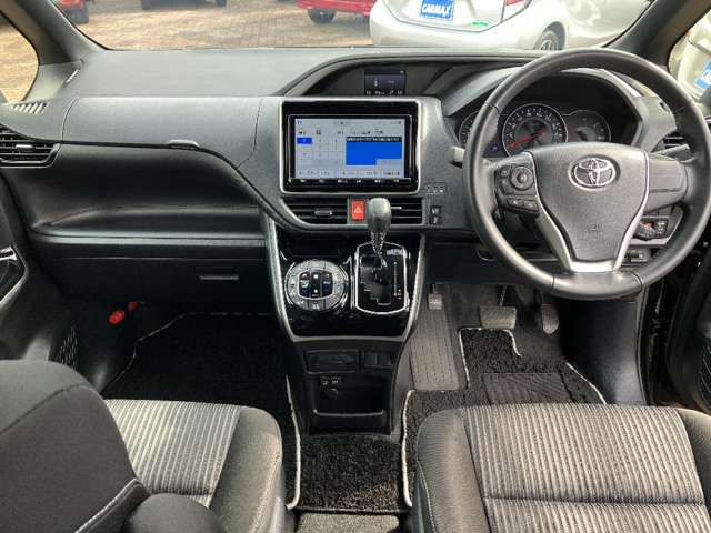 トヨタ ヴォクシー ２．０ ＺＳ 煌ＩＩ R2年 (関東) 99