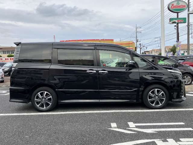トヨタ ヴォクシー ２．０ ＺＳ 煌ＩＩ R2年 (関東) 99