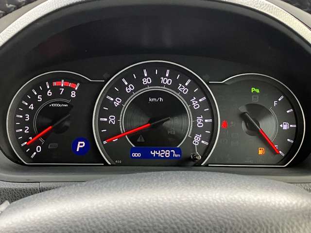 トヨタ ヴォクシー ２．０ ＺＳ 煌ＩＩ R2年 (関東) 99