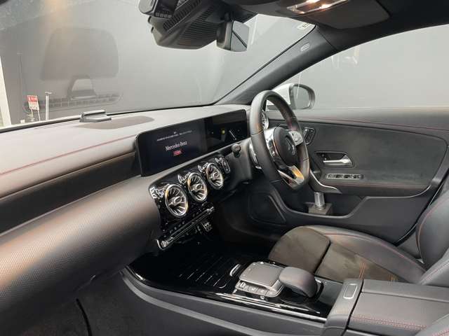 メルセデスベンツ ＣＬＡクラス ＣＬＡ１８０ ＡＭＧライン R2年 (関東) 99