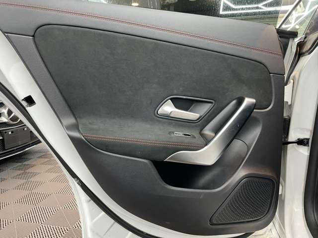 メルセデスベンツ ＣＬＡクラス ＣＬＡ１８０ ＡＭＧライン R2年 (関東) 99