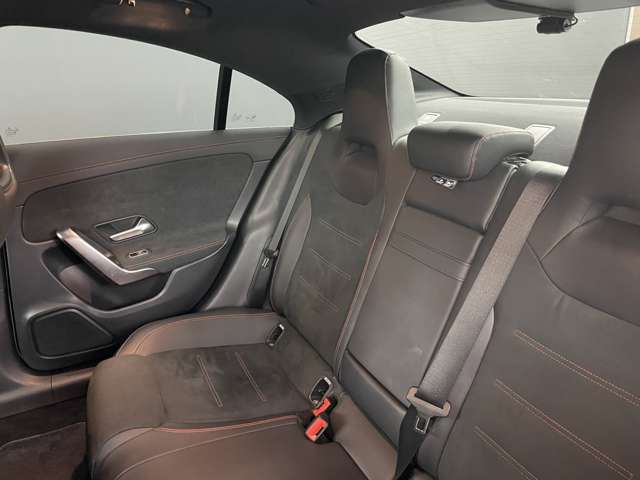 メルセデスベンツ ＣＬＡクラス ＣＬＡ１８０ ＡＭＧライン R2年 (関東) 99