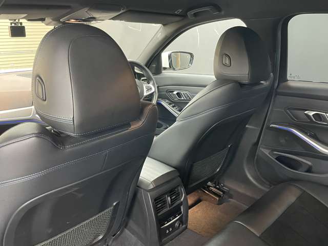 ＢＭＷ ３シリーズ ３２０ｉ　Ｍスポーツ R1年 (関東) 99