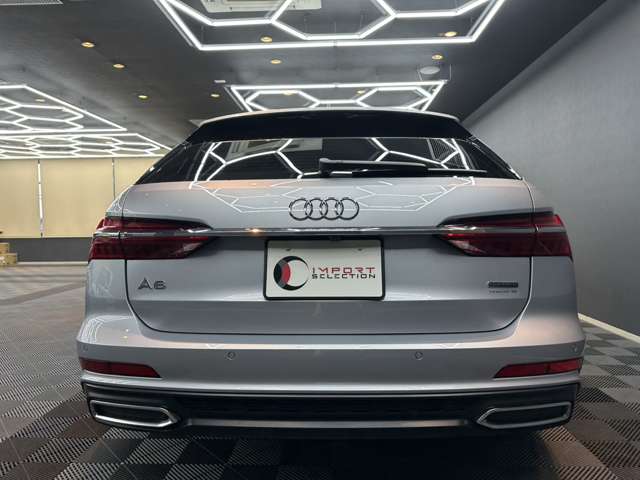 アウディ Ａ６　アバント ４５ ＴＦＳＩ クワトロ スポーツ Ｓラインパッケージ ４ＷＤ R2年 (関東) 99