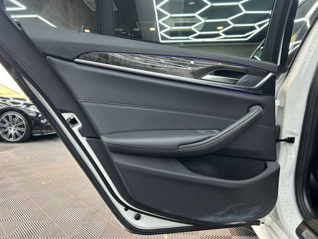 ＢＭＷ ５シリーズ ５２３Ｉ Ｍスポーツ R1年 (関東) 99