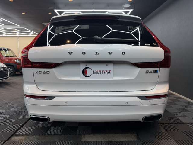 ボルボ ＸＣ６０ Ｄ４ ＡＷＤ インスクリプション ディーゼルターボ ４ＷＤ H30年 (関東) 99