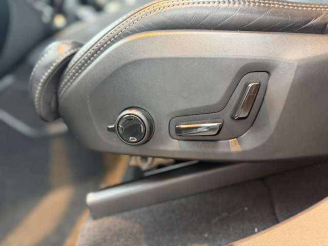 ボルボ ＸＣ６０ Ｄ４ ＡＷＤ インスクリプション ディーゼルターボ ４ＷＤ H30年 (関東) 99