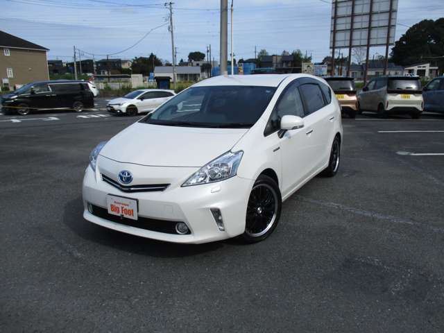 トヨタ プリウスΑ １．８ Ｇ チューン ブラック H25年 (関東) 99