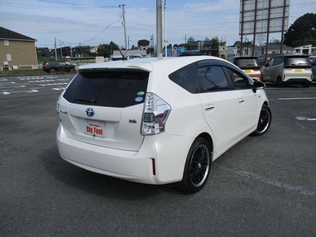 トヨタ プリウスΑ １．８ Ｇ チューン ブラック H25年 (関東) 99