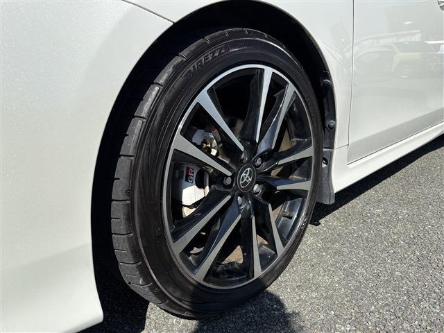 トヨタ プリウスΑ １．８ Ｓ ツーリングセレクション ＧＲスポーツ R2年 (九州・沖縄) 99
