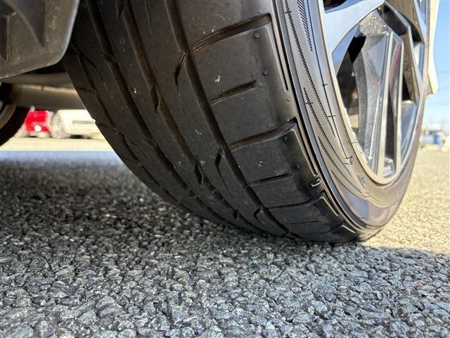 トヨタ プリウスΑ １．８ Ｓ ツーリングセレクション ＧＲスポーツ R2年 (九州・沖縄) 99