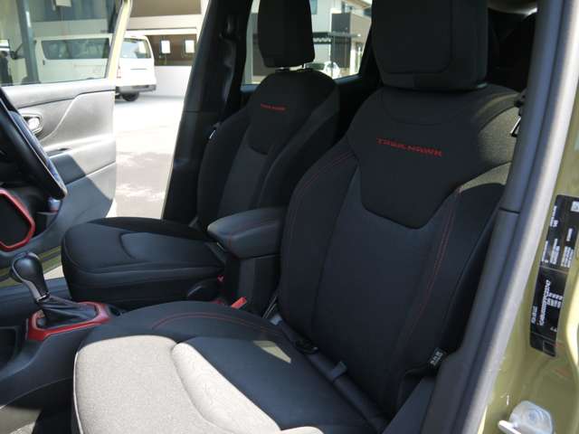 ジープ レネゲード トレイルホーク ４ＷＤ H27年 (九州・沖縄) 99