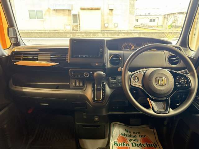 ホンダ Ｎ　ＢＯＸ カスタム ６６０ Ｌ ４ＷＤ R4年 (甲信越・北陸) 99