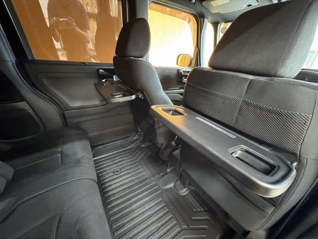 ホンダ Ｎ　ＢＯＸ カスタム ６６０ Ｌ ４ＷＤ R4年 (甲信越・北陸) 99
