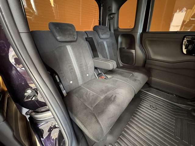 ホンダ Ｎ　ＢＯＸ カスタム ６６０ Ｌ ４ＷＤ R4年 (甲信越・北陸) 99