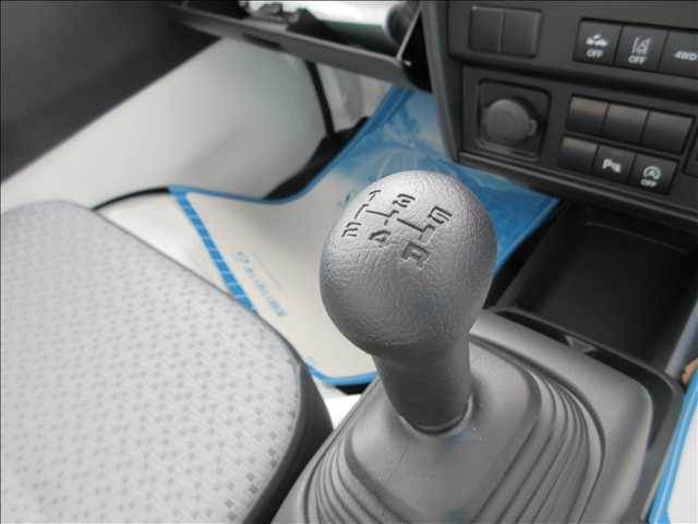 スズキ キャリイバン デモカー ＫＣ ４ＷＤ ５Ｆ R8年 (東北) 99