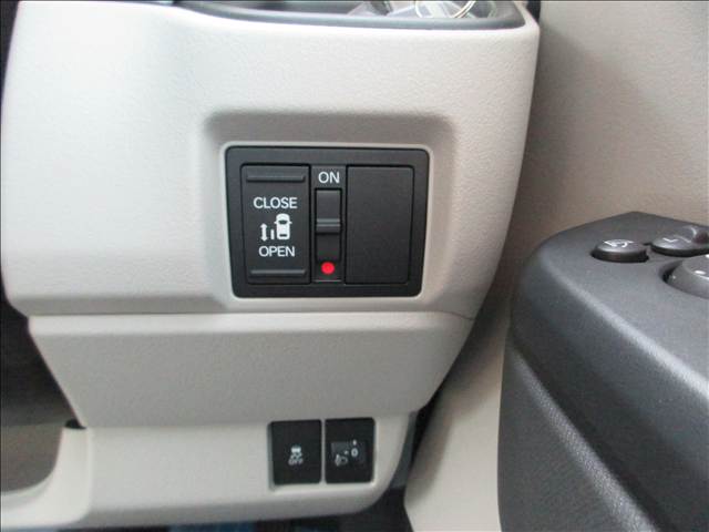 ホンダ Ｎ　ＢＯＸ ６６０ R8年 (東北) 99