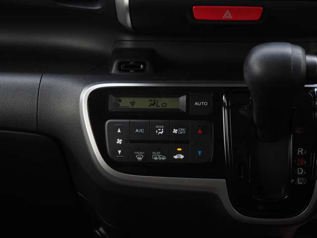 ホンダ Ｎ　ＢＯＸ ６６０ Ｇ Ｌパッケージ ４ＷＤ H29年 (東北) 99